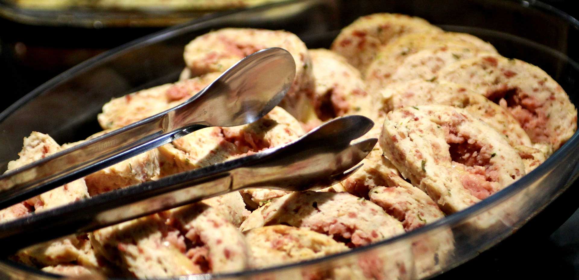 Rocambole de frango | Restaurante Cabotiá - Coromandel